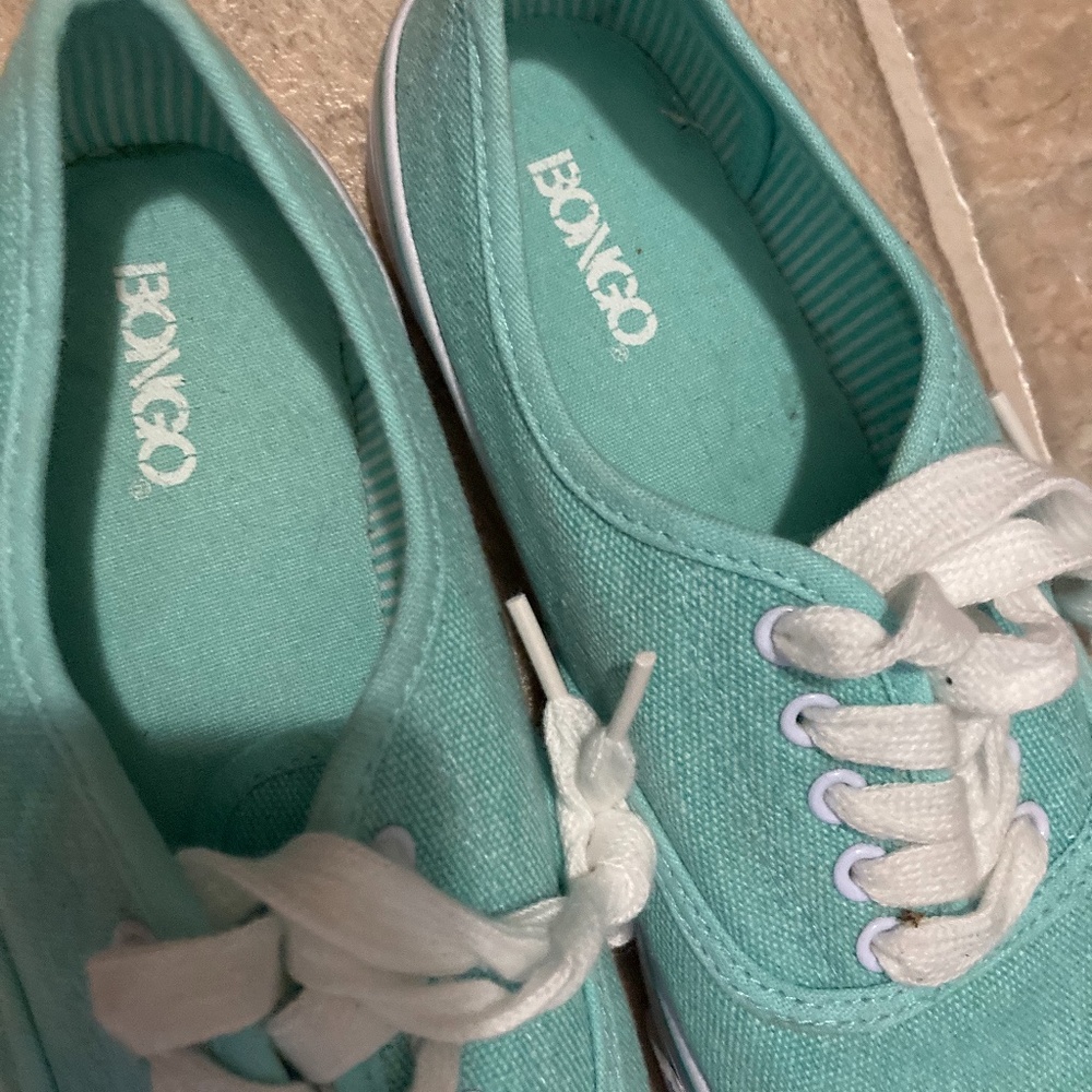 Bongo Seafoam Green Sneakers